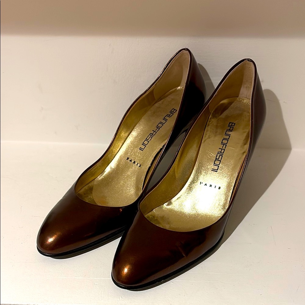 Bruno Frisoni Women's Metallic Bronze Heels.
